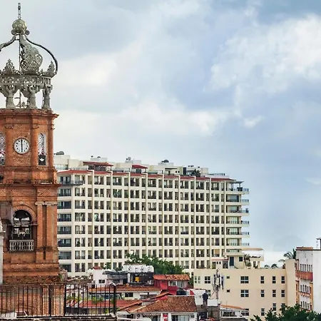 Capital O Hotel 522, Puerto Vallarta